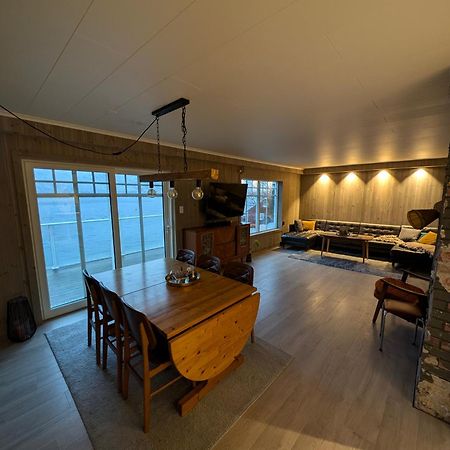 Reine Retro Villa - Cozy Villa With A Fantastic View Ngoại thất bức ảnh